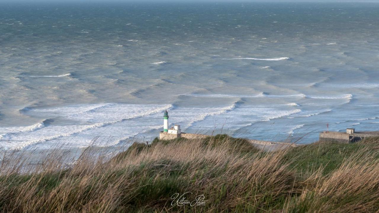 Idealement Situe "Le Studio" Les Locations Isahora Sont Aussi A 2 Pas Du Chateau D'Eu, Des Falaises Du Treport, De Mers Les Bains Et Aux Portes De La Baie De Somme Э (Приморская Сена) Экстерьер фото