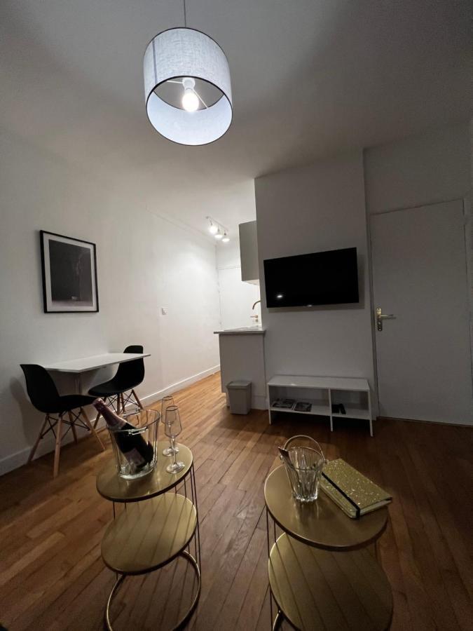 Idealement Situe "Le Studio" Les Locations Isahora Sont Aussi A 2 Pas Du Chateau D'Eu, Des Falaises Du Treport, De Mers Les Bains Et Aux Portes De La Baie De Somme Э (Приморская Сена) Экстерьер фото
